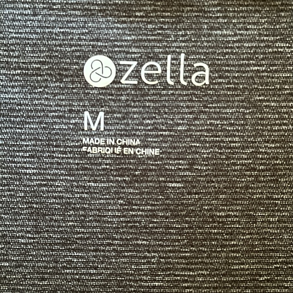 Zella Women's Top Activewear/Performance Long Sleeves With Thumb Holes Med. Gray - Picture 10 of 13